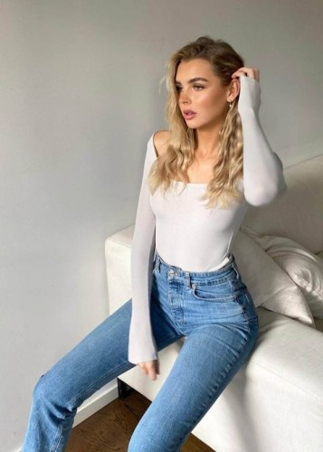 Лола, Г. Шушенское